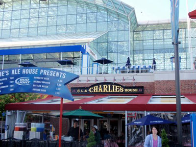 Charlie's Ale House Navy Pier Exterior