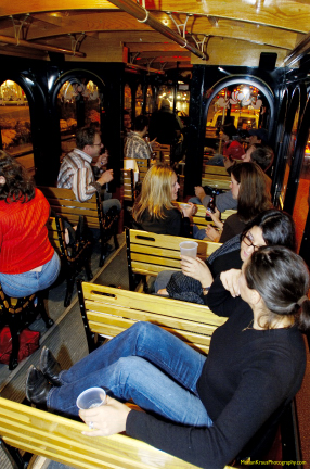 Book Chicago Trolley for Your Posh Bachelorette Party