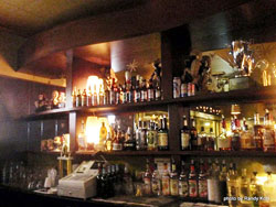 Holiday Club Chicago Back Bar