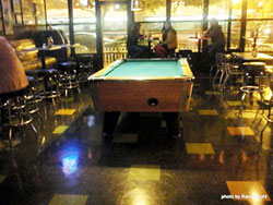 Holiday Club Chicago Pool Table