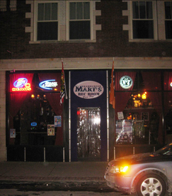 Hamburger Mary's Rec Room Chicago Exterior