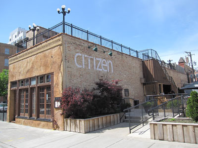 Citizen Bar Chicago Exterior